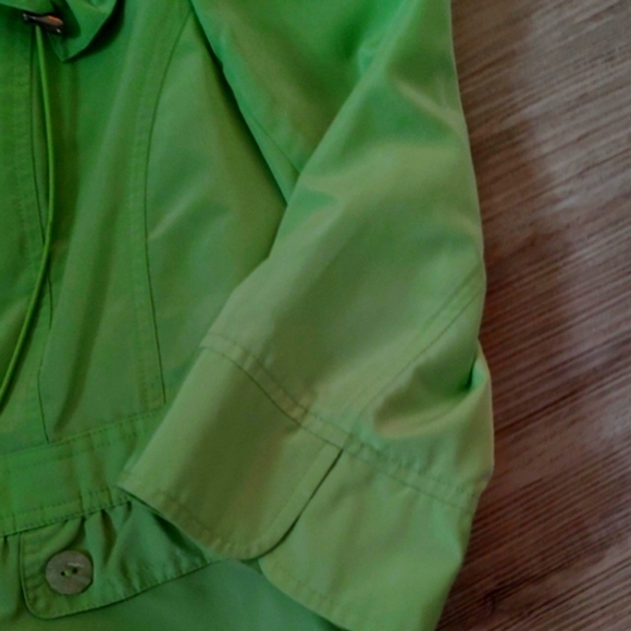 Lime Green Lightweight Rain Jacket with Ruffles by Tribella Size 12 - Picture 6 of 13